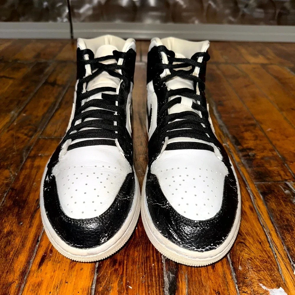 Nike Air Jordan 1 Mid SE Sneakers Men's Size 10 Black White Comfort Lace Up